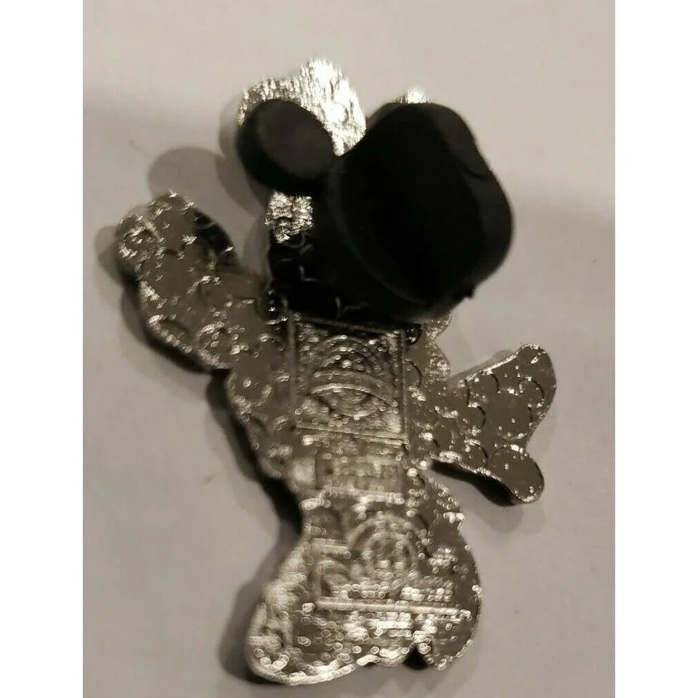 Disney Pin 00002 Minnie Mouse Yellow High Heel Shoes Pumps Red Hair Bow & Gloves
